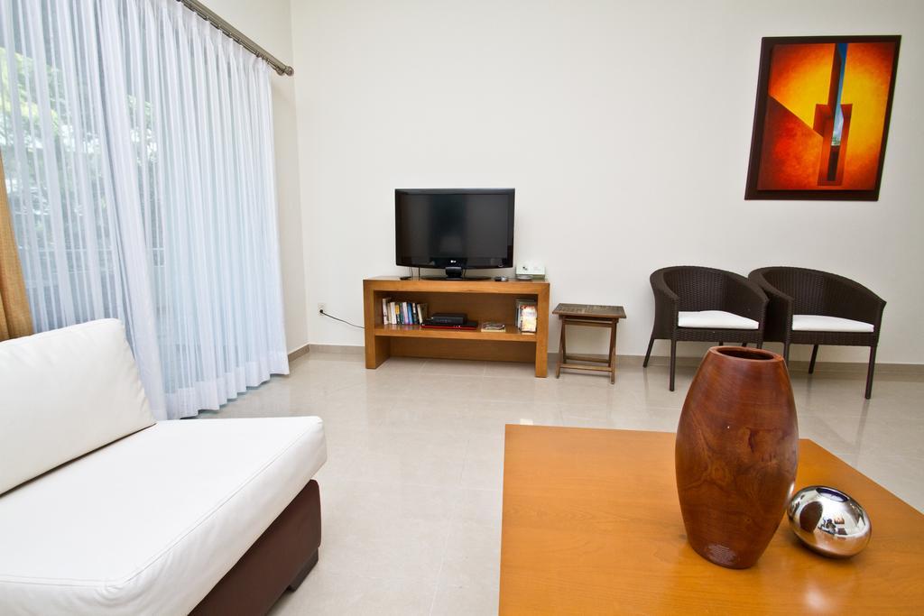 Palmar Del Sol Apartahotel