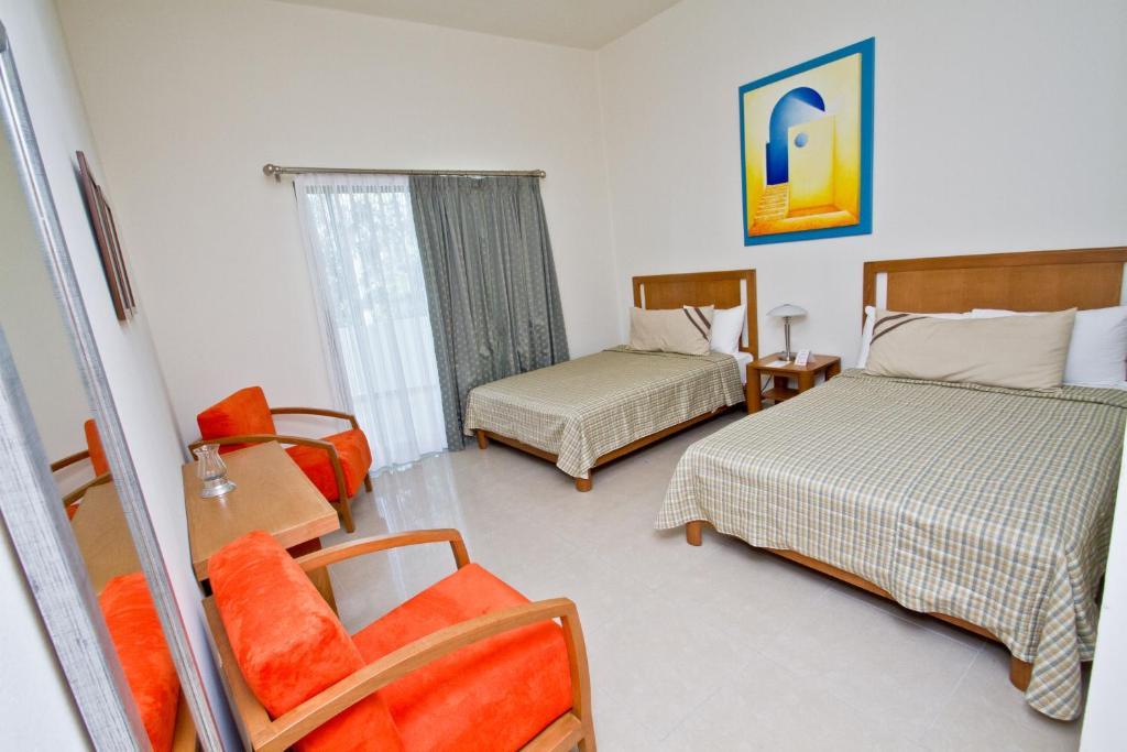 Palmar Del Sol Apartahotel 5*